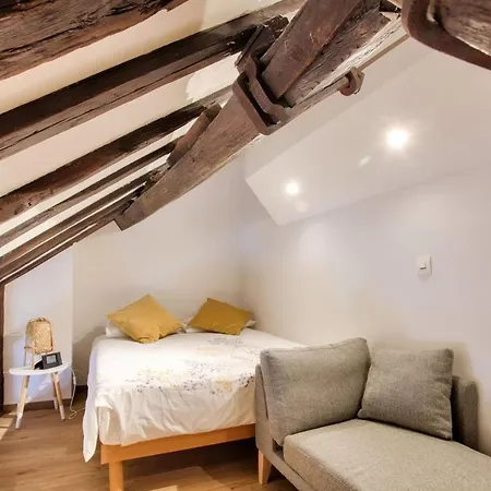Beautiful Studio In The Center Of Apartment *